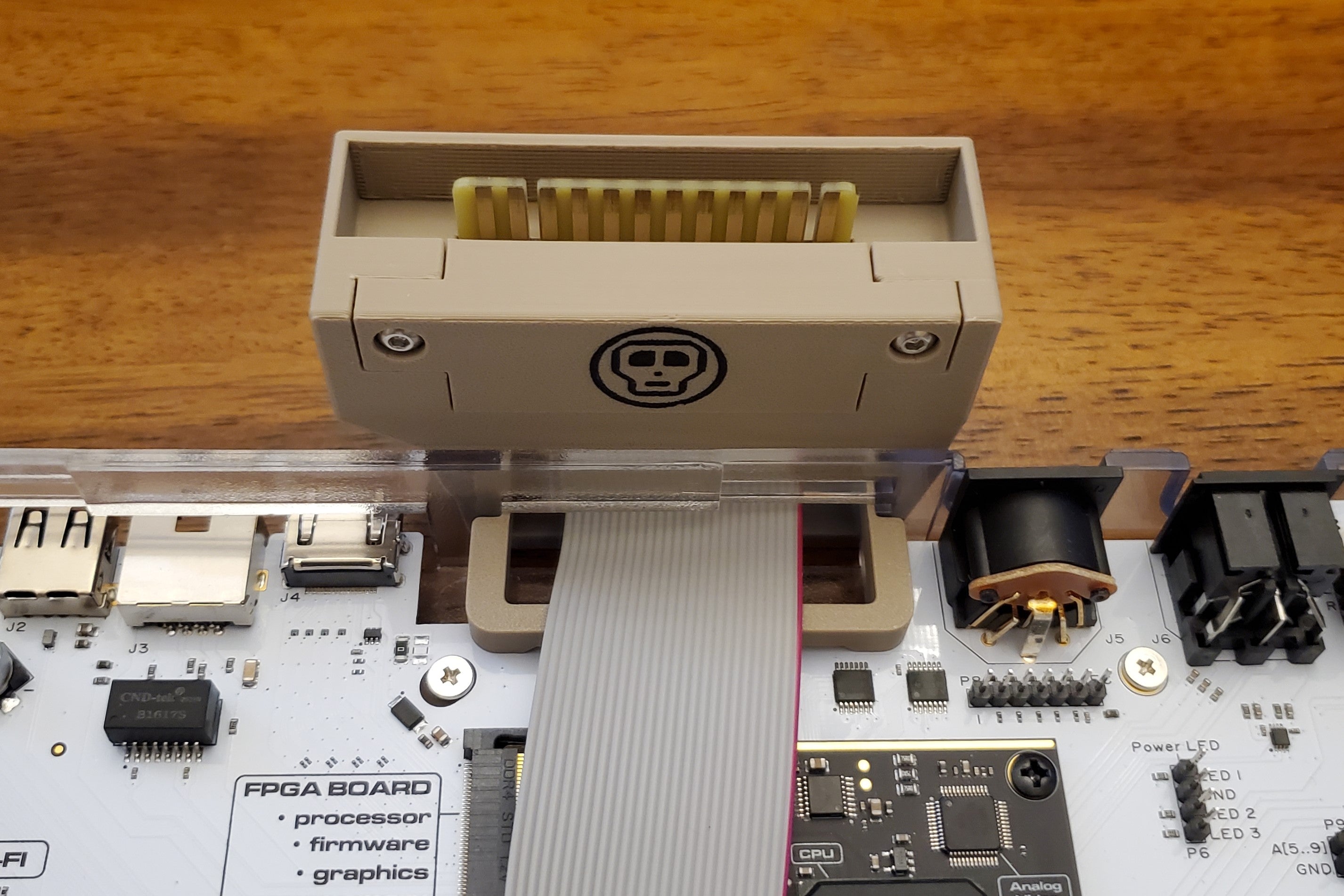 Vertical user port case attached to clip
